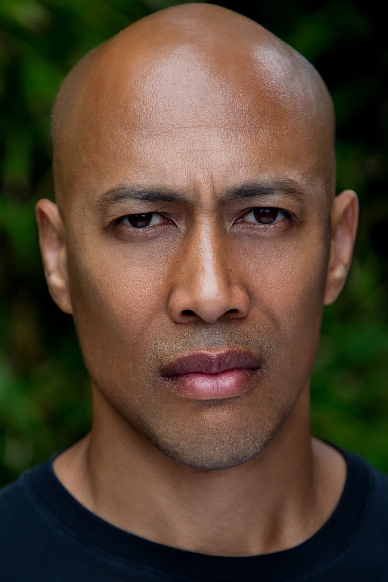 Malcolm C Murray