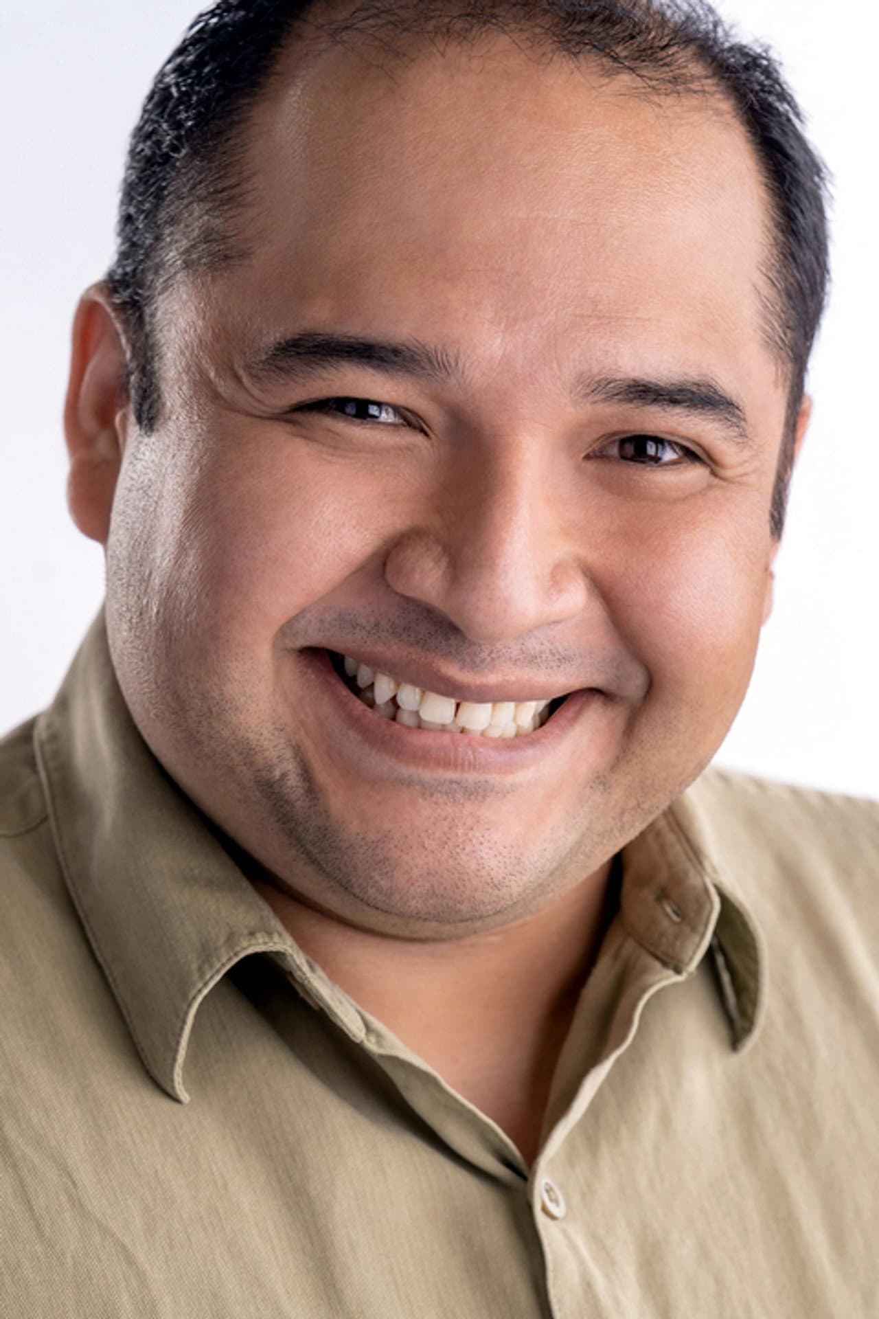 Moises L Tovar