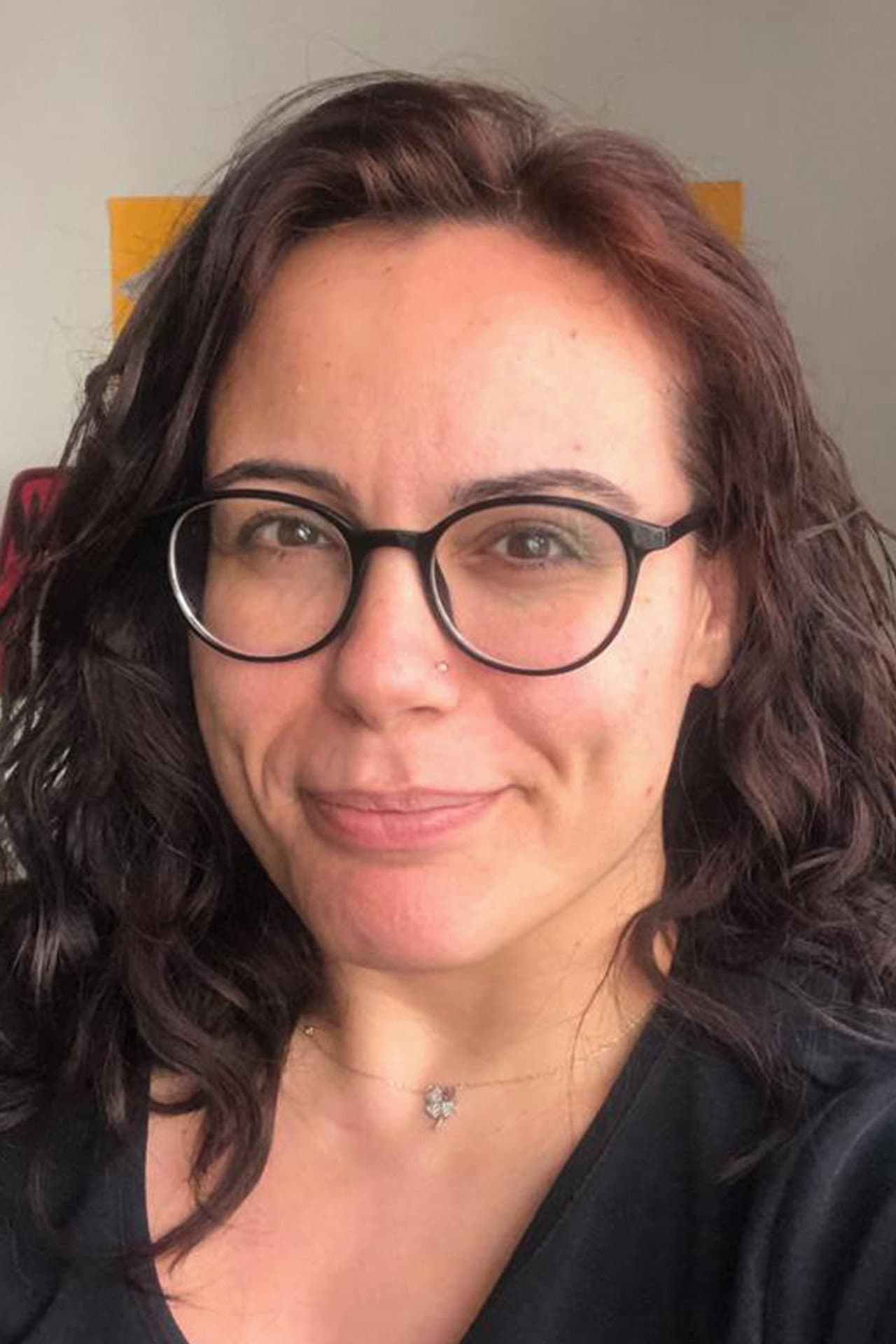 Idil Engindeniz