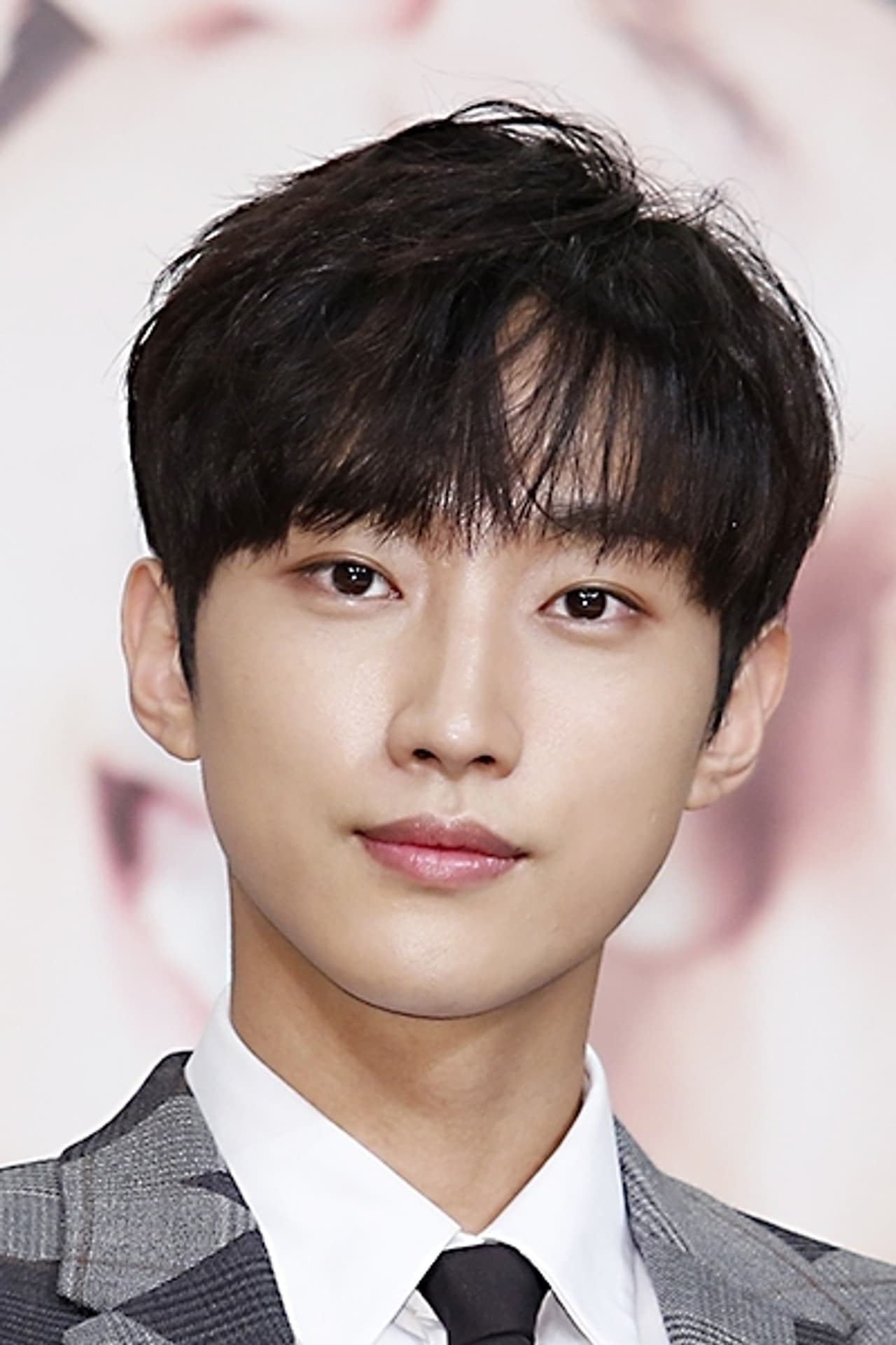 Jin Young Jung