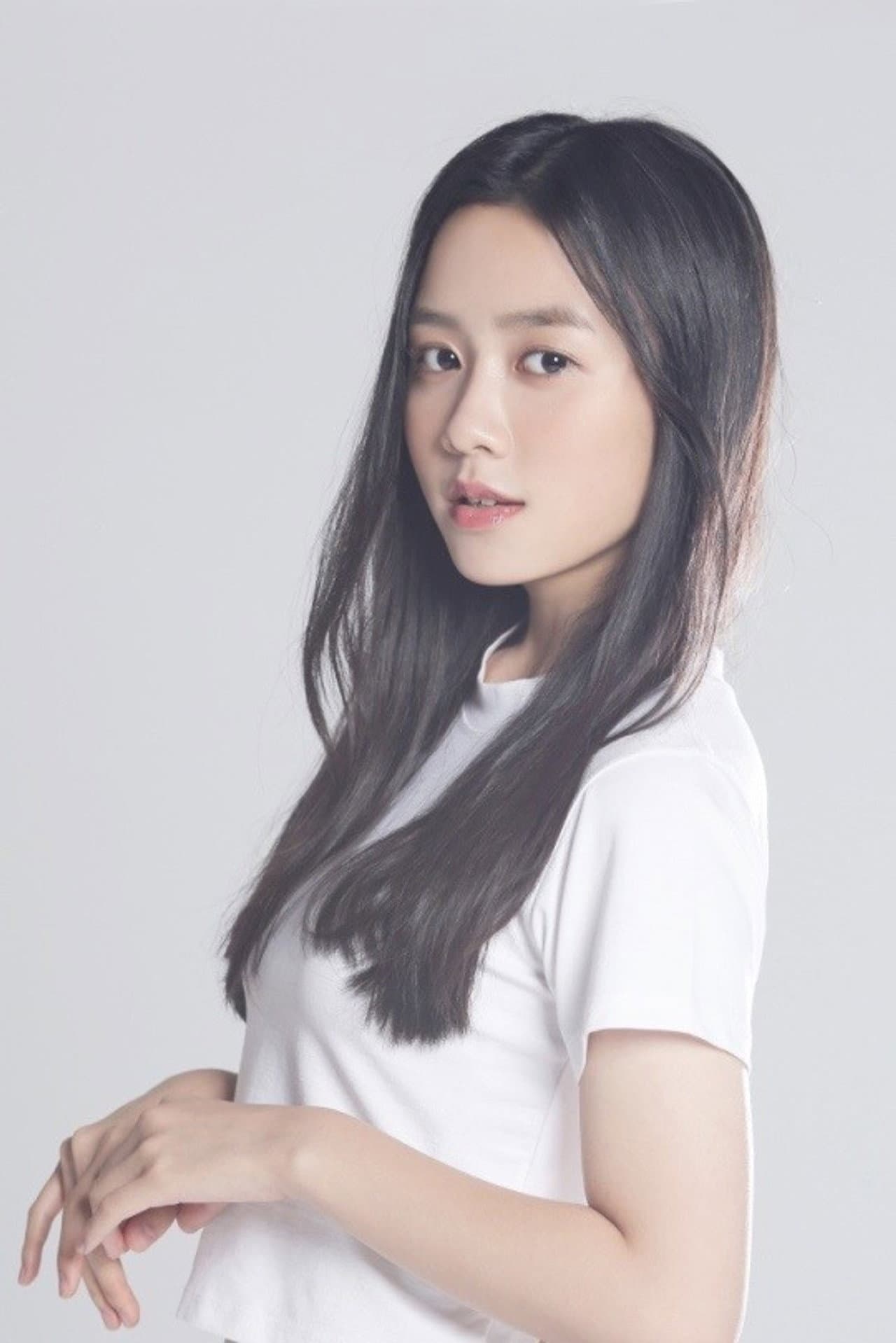 Shin Soo Yeon