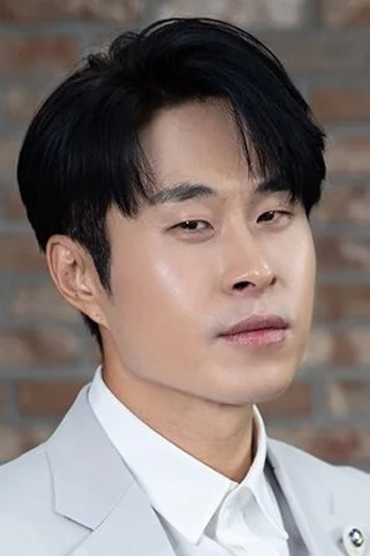 Min Do Yoon