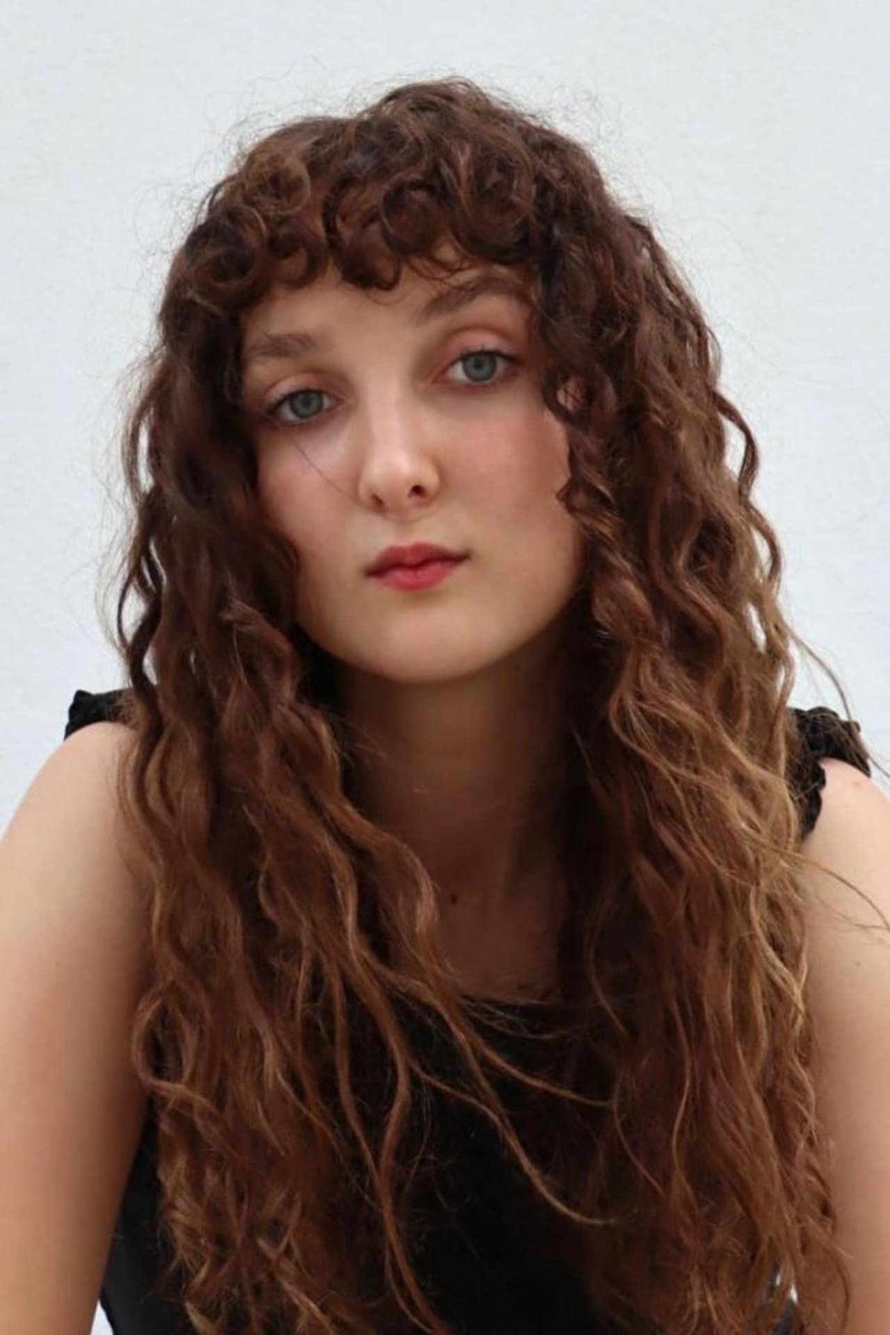 Kyra Janse Van Rensburg