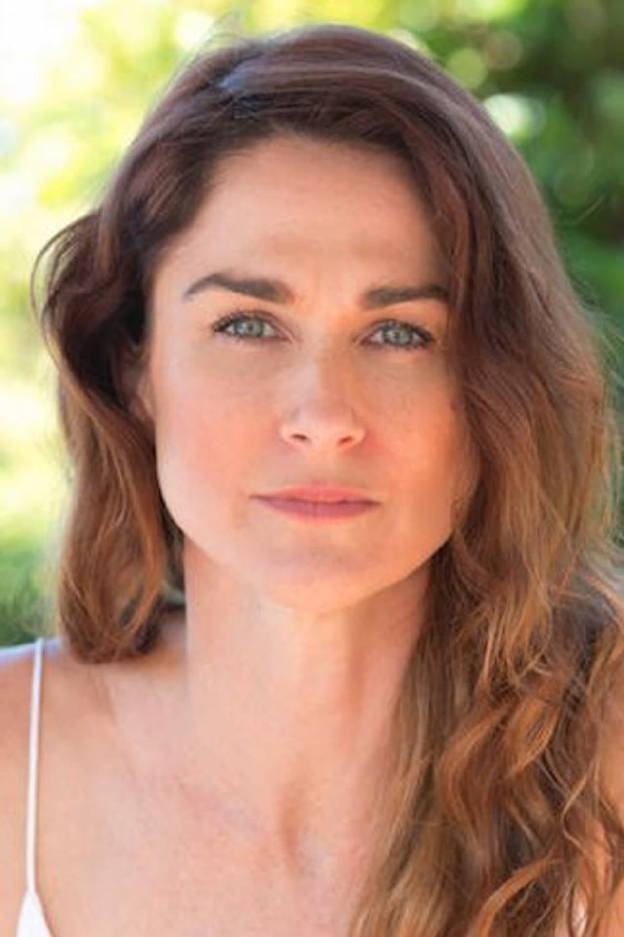 Emily J Stewart
