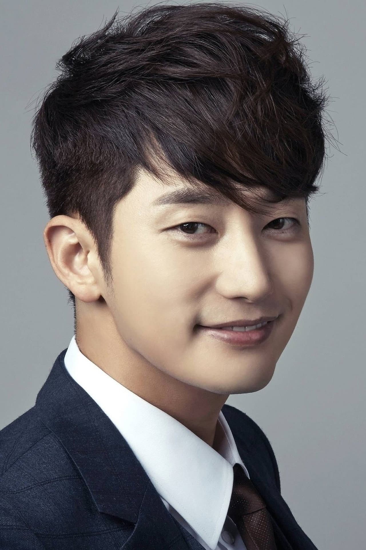 Park Si Hoo