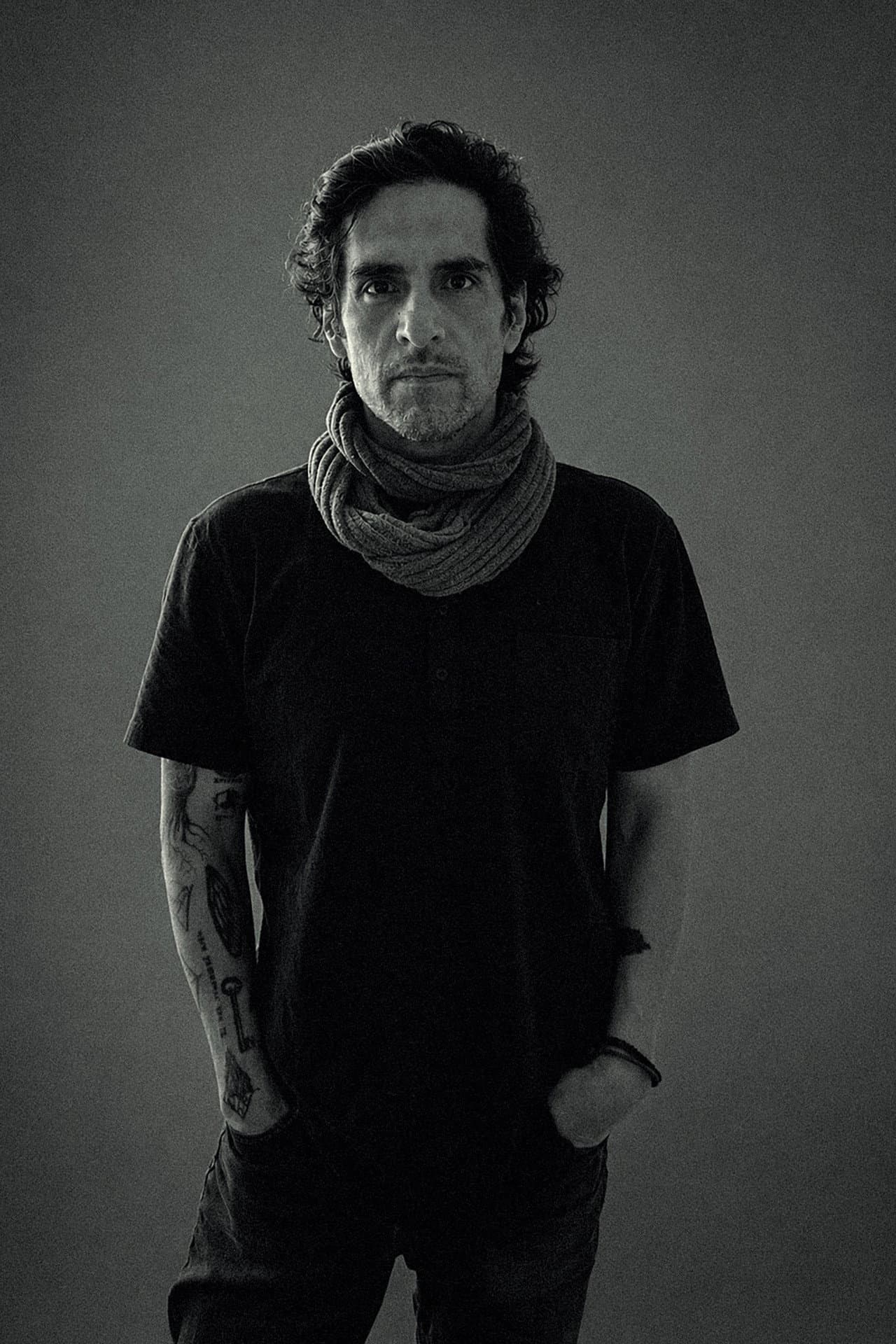 Alejandro G Alegre