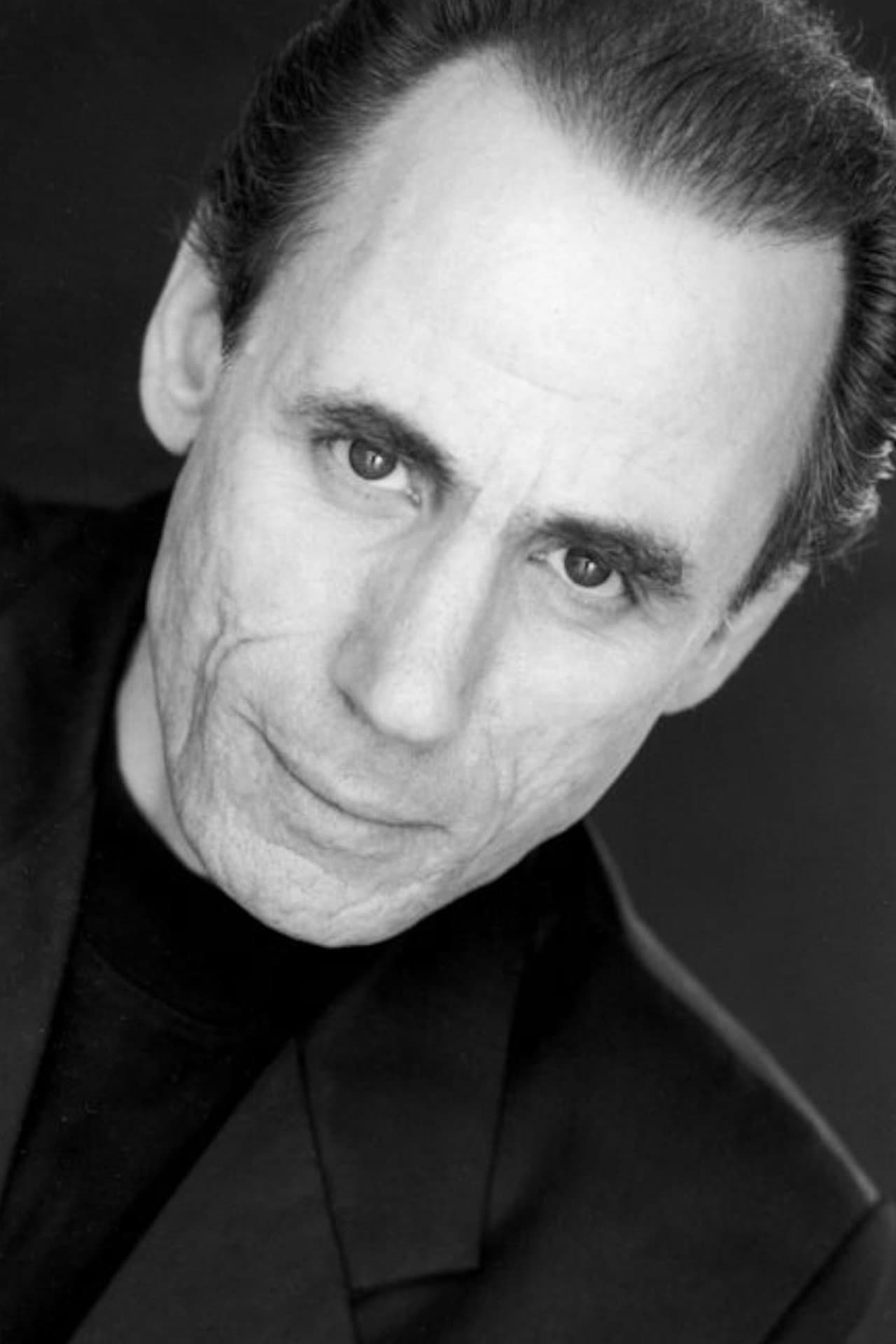 Steven J Oliver