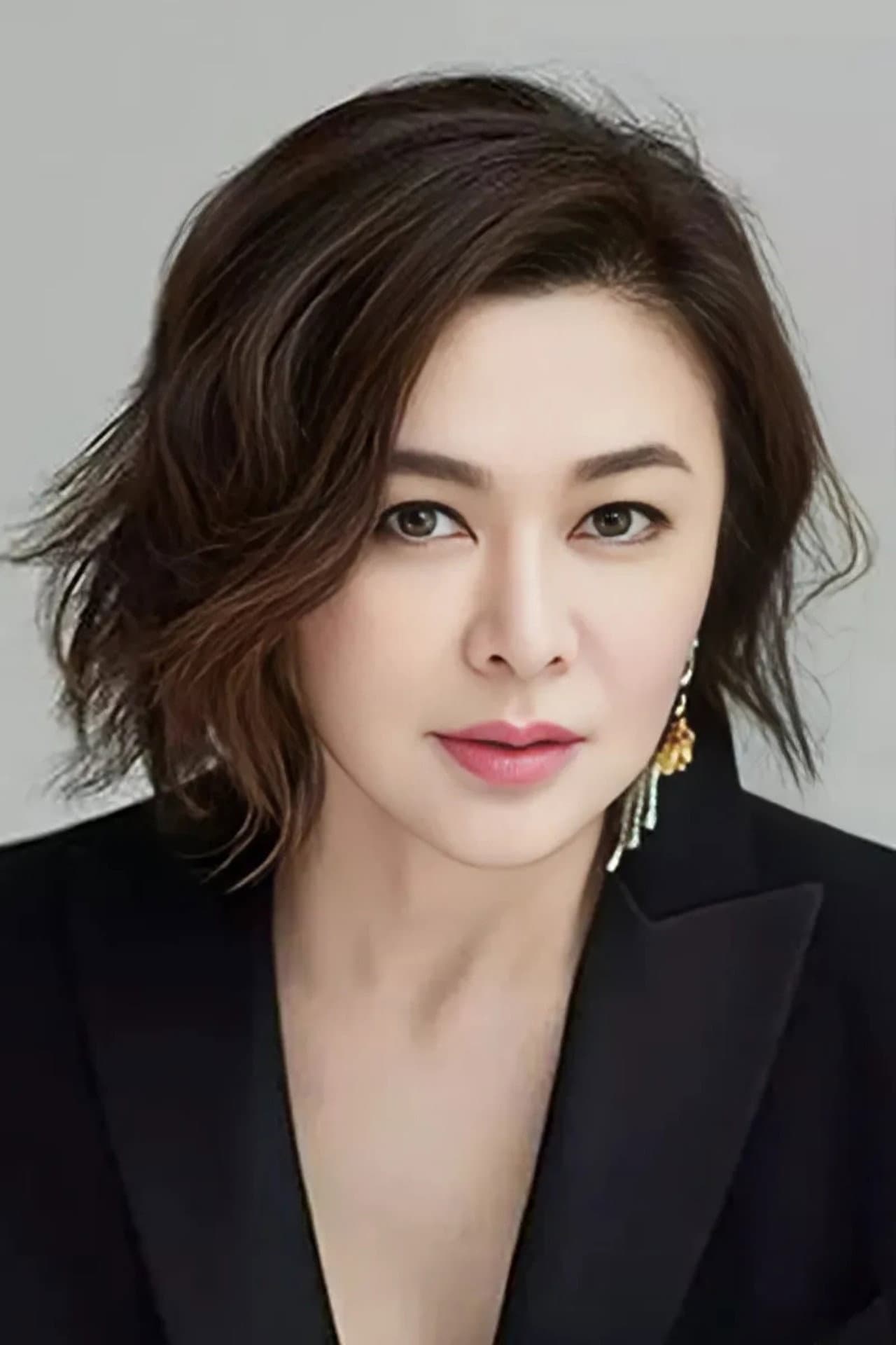 Rosamund Kwan Chi Lam