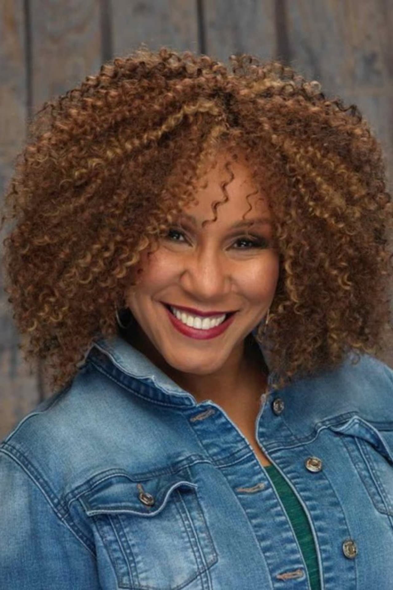 Cynthia L Leon