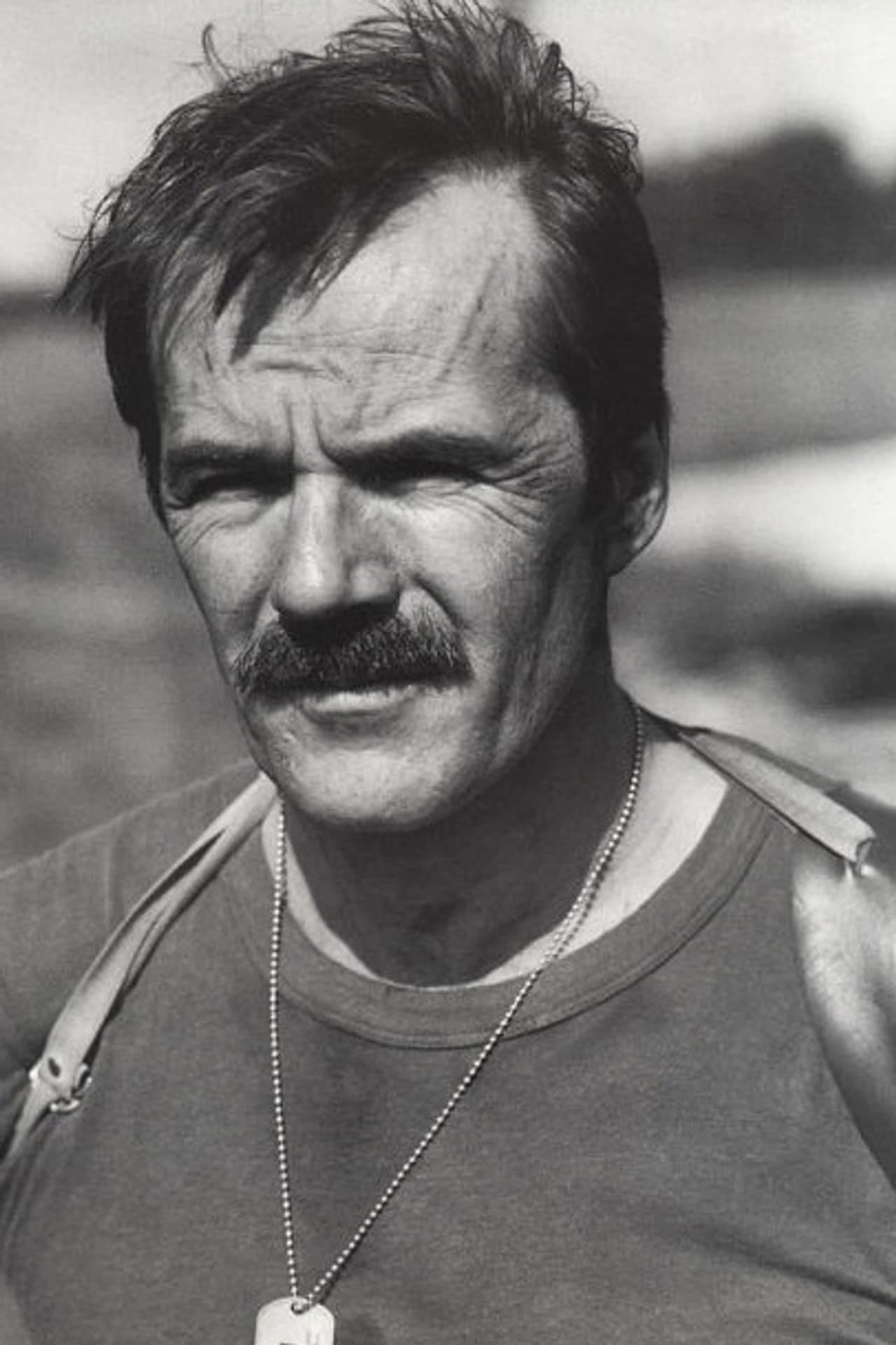 Robert F Lyons