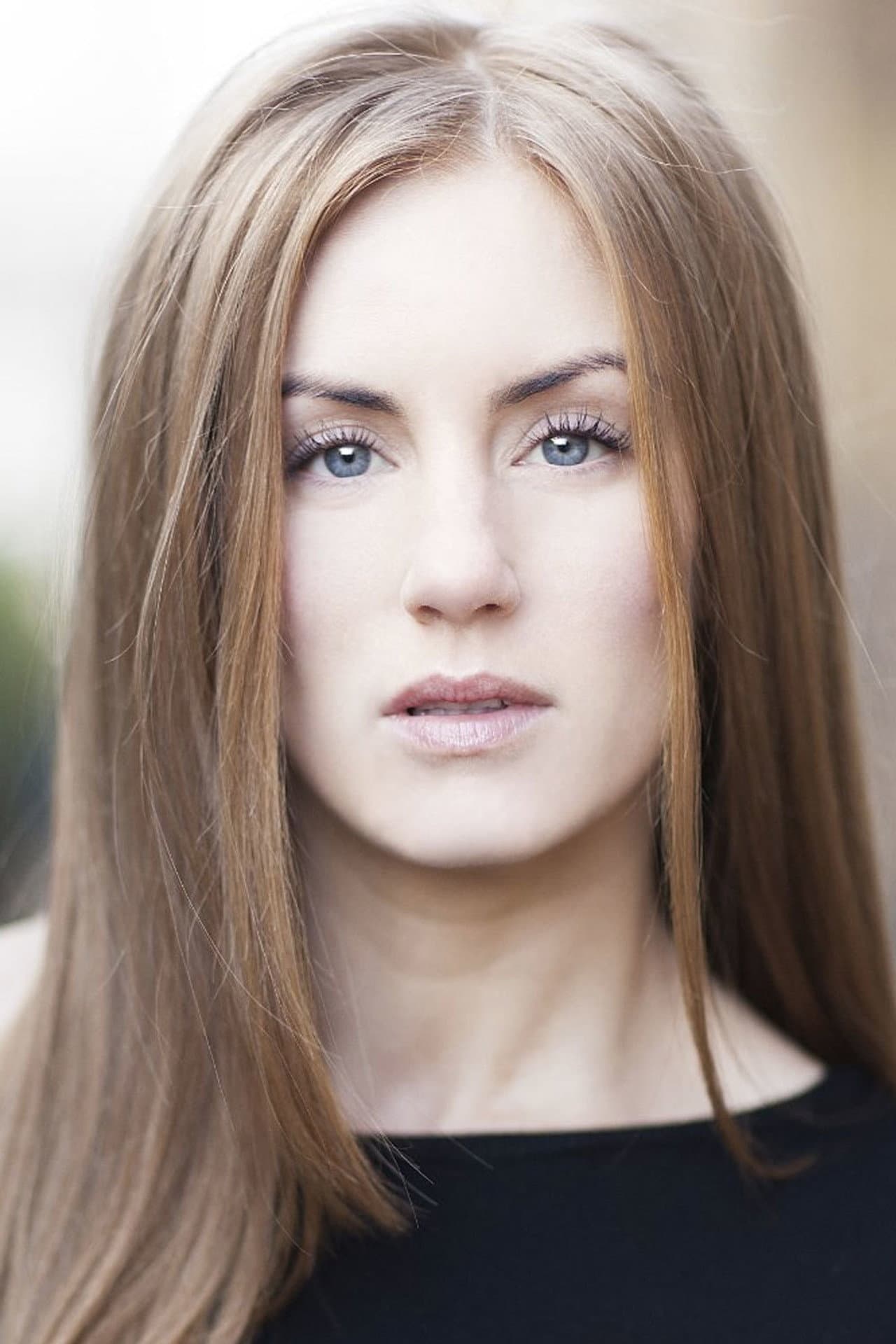 Kirsty J Curtis