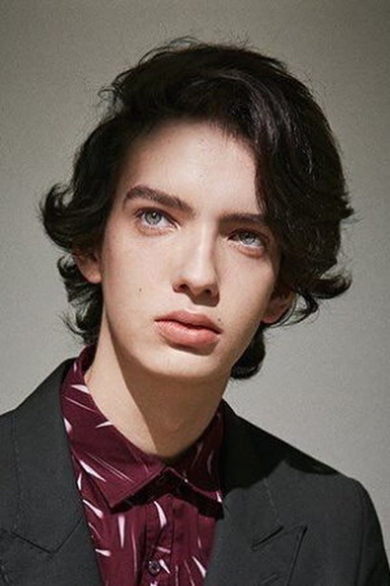 Kodi Smit Mcphee
