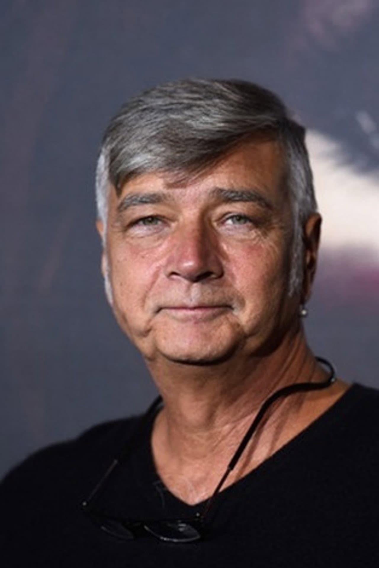 John R Leonetti