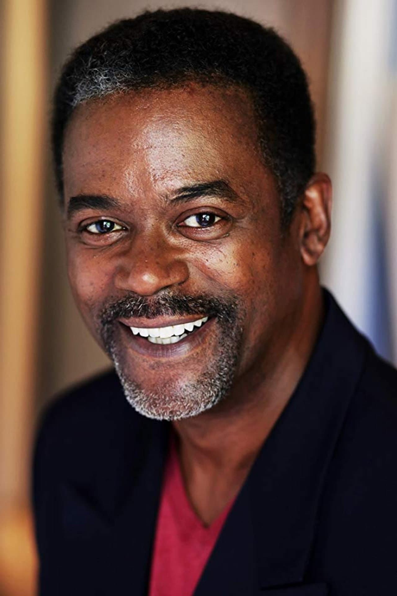 Darryl W Handy