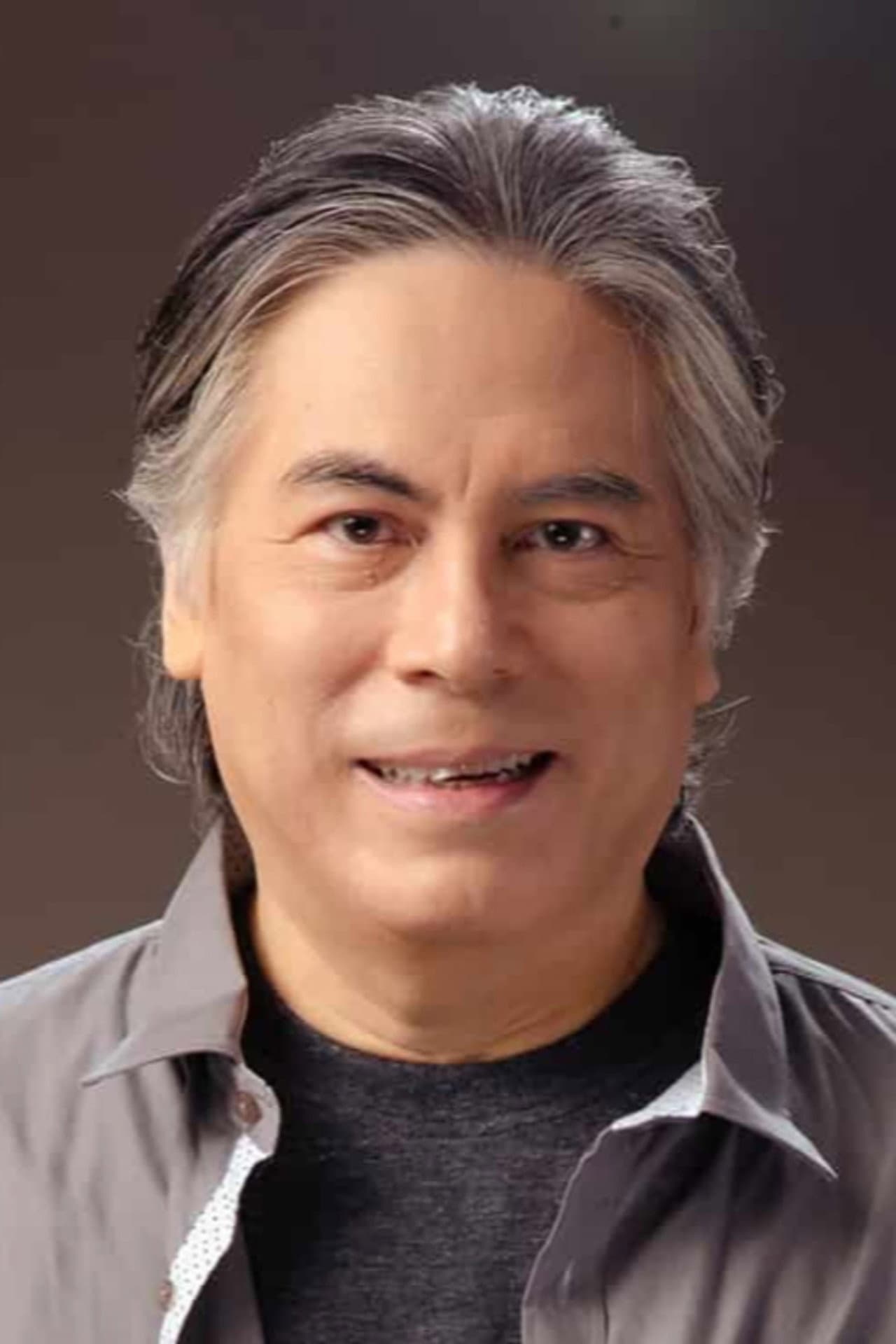 Carlos Siguion Reyna