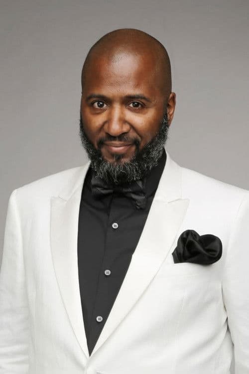 Malcolm D Lee