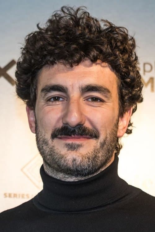 Miki Esparb