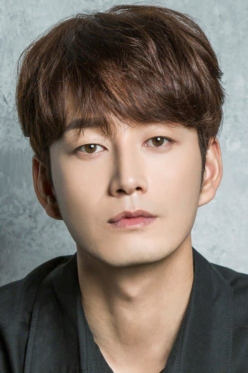 Hyun Wook Lee