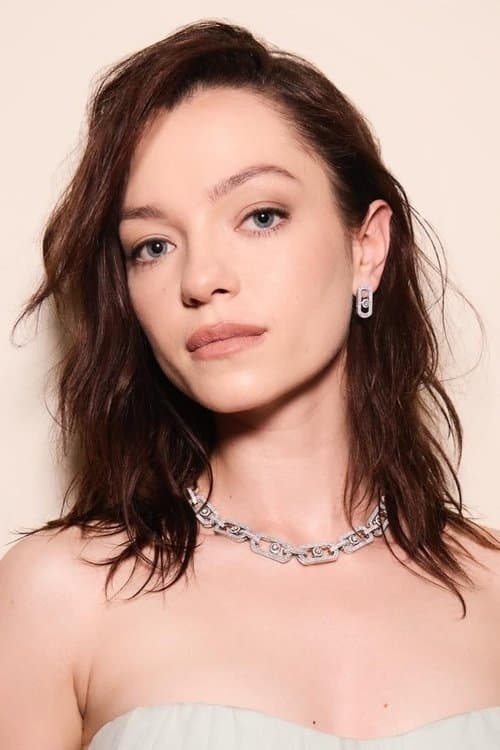 Esme Creed Miles