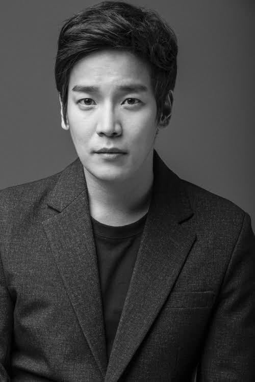Kim Nam Woo