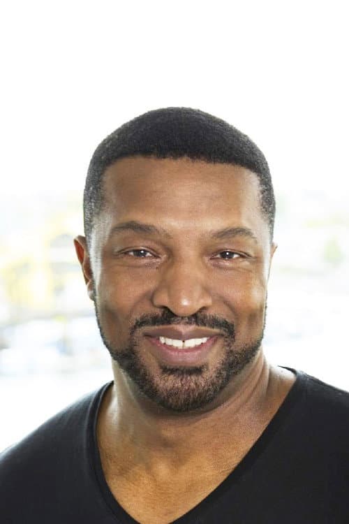 Roger R Cross