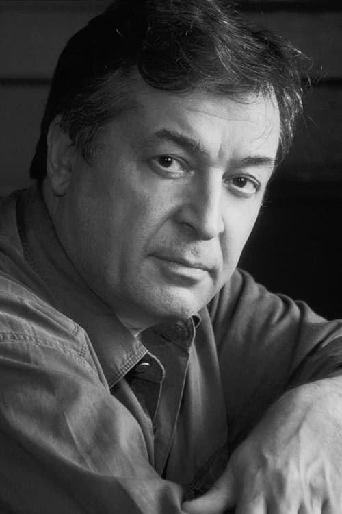 Ronald F Maxwell