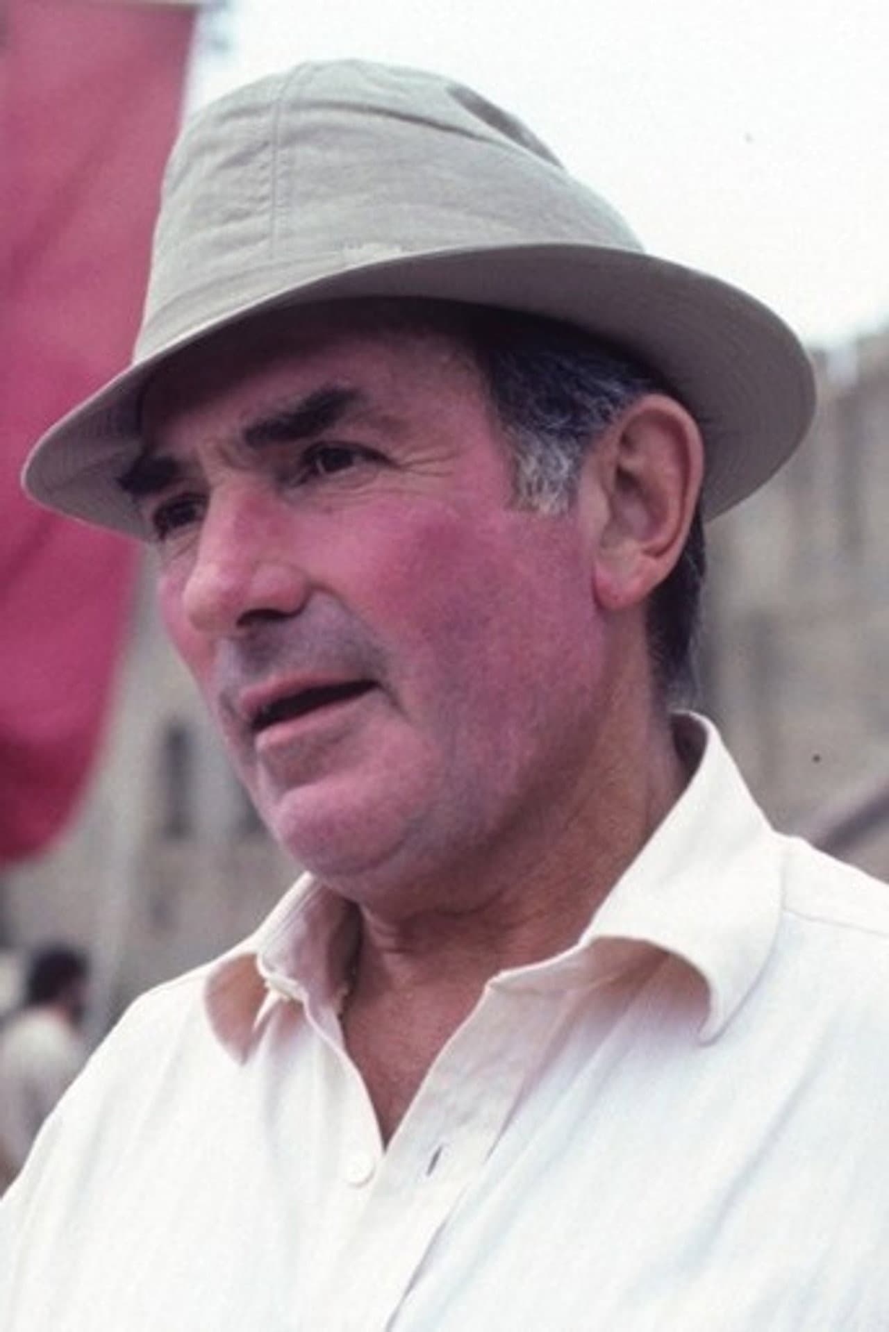 Peter R Hunt