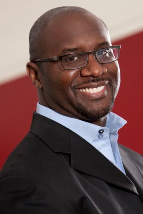 Roger M Bobb